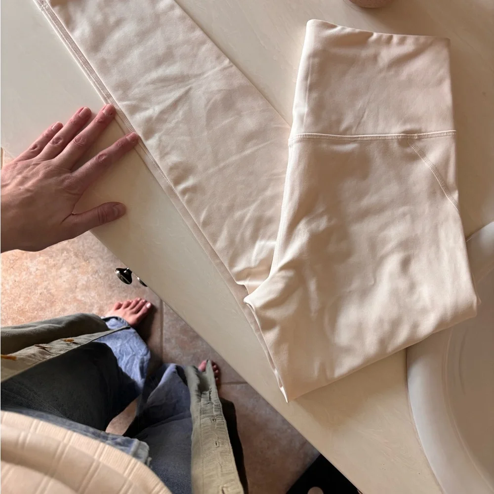 Girlfriend Collective Cream High-Waisted Leggings - Picture 2 of 2